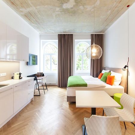 Cube70 Aparthotel Виена Екстериор снимка
