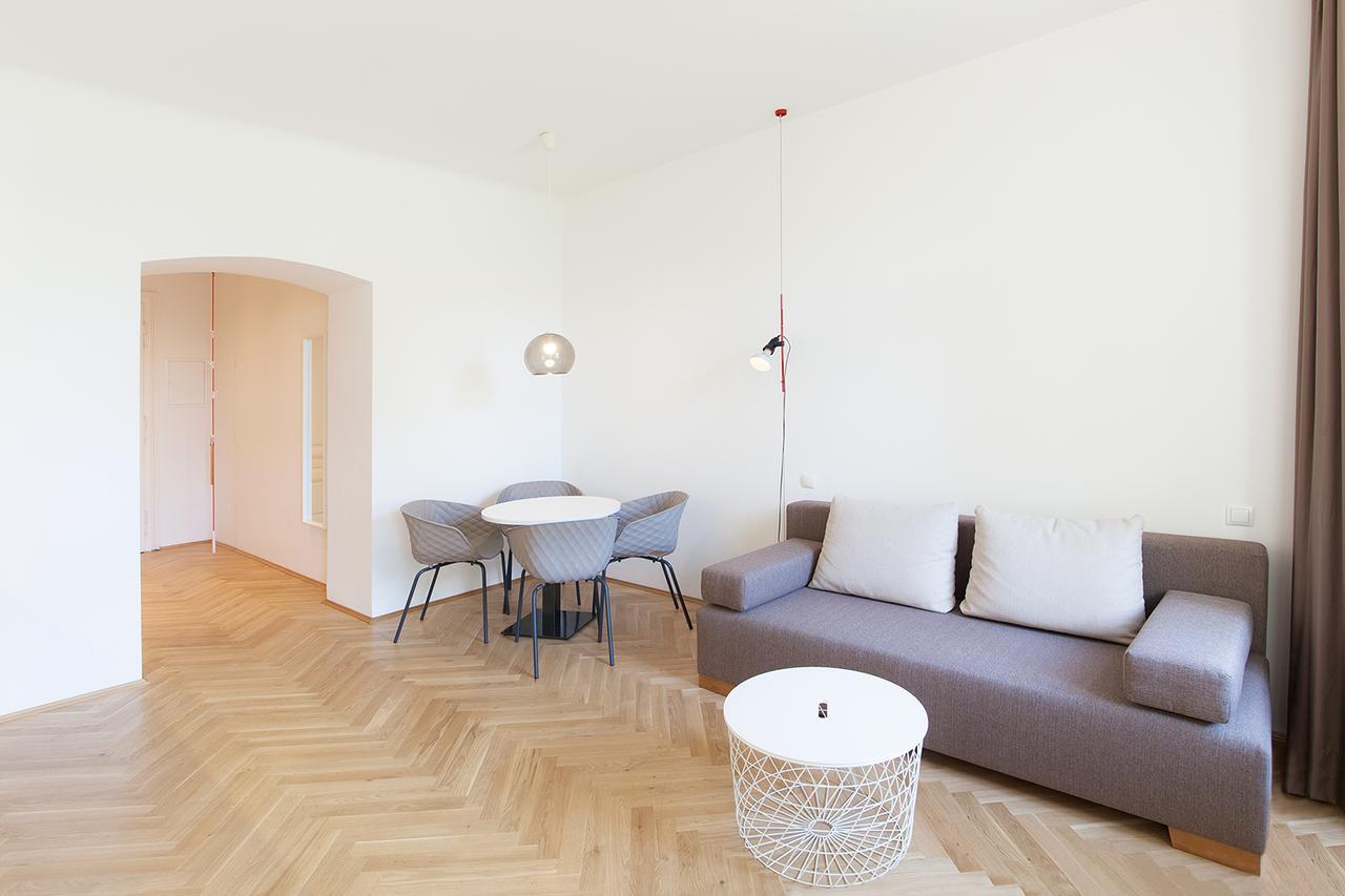 Cube70 Aparthotel Виена Екстериор снимка