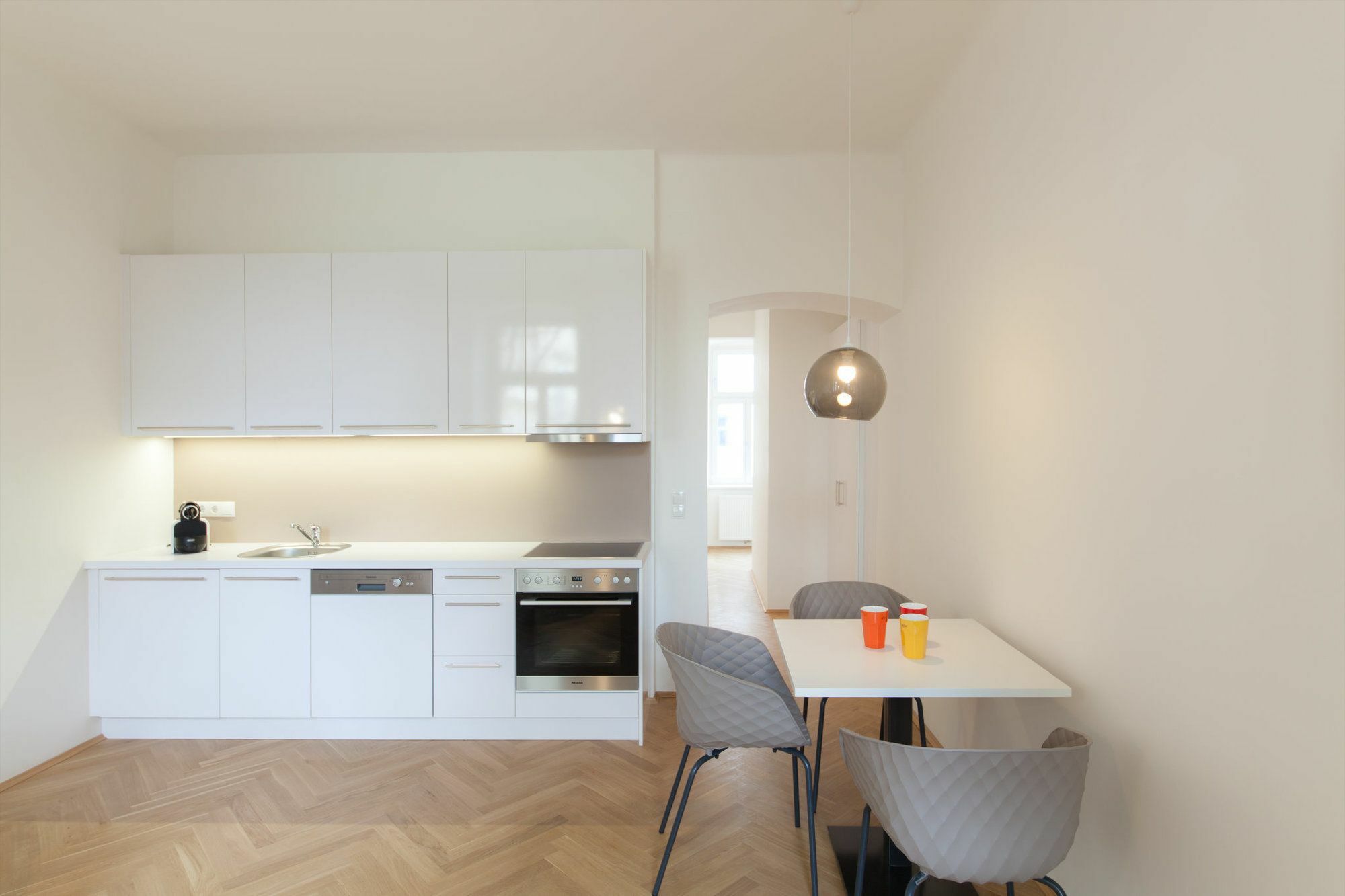 Cube70 Aparthotel Виена Екстериор снимка
