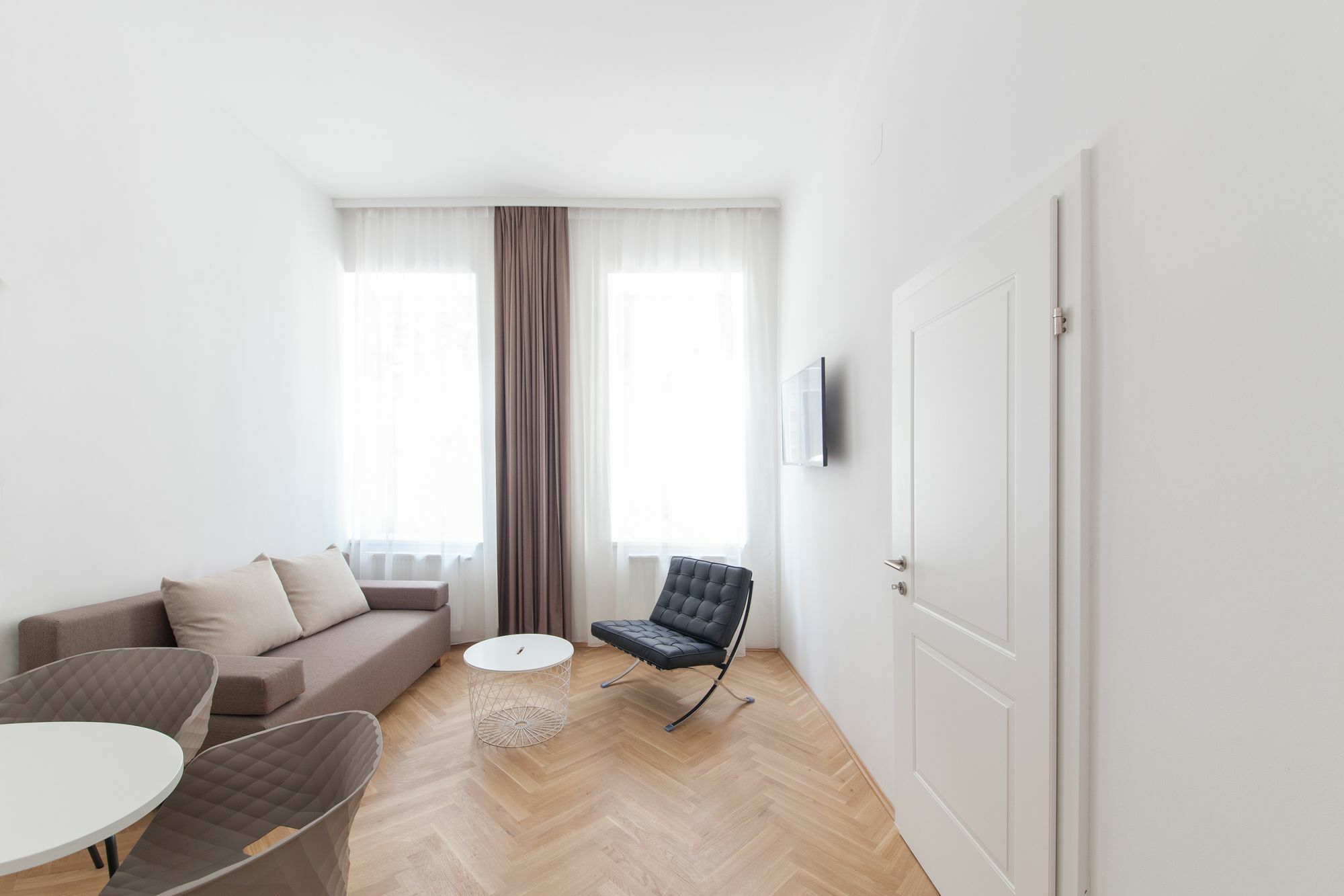 Cube70 Aparthotel Виена Екстериор снимка
